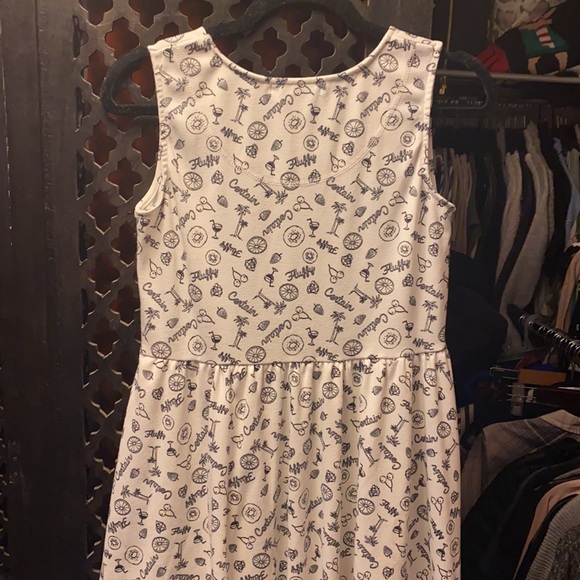 White Summer Dress with Cocktail Tropical Designs - Picture 6 of 6